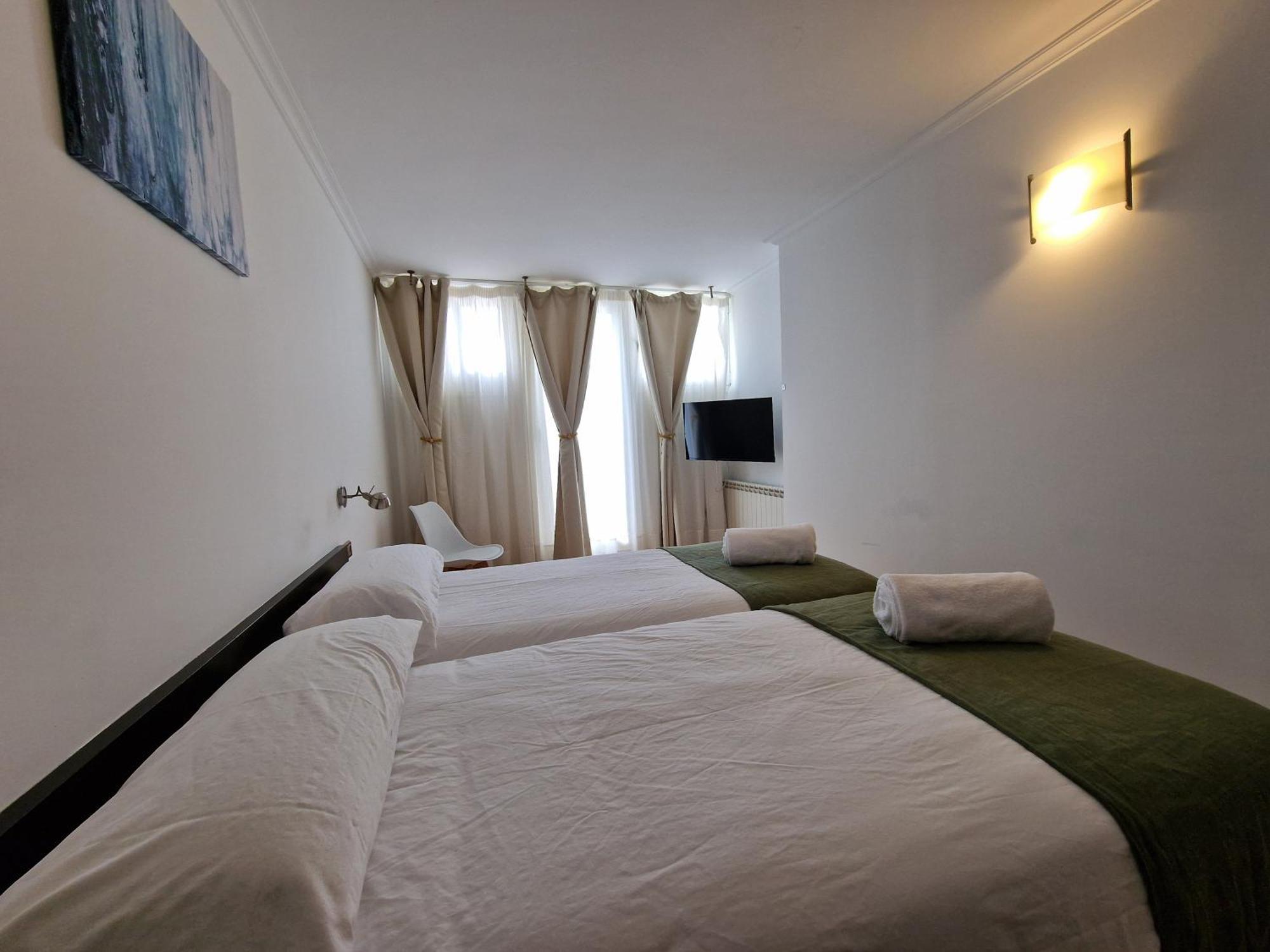 Pension Aussie II ซานเซบาสเตียน ภายนอก รูปภาพ